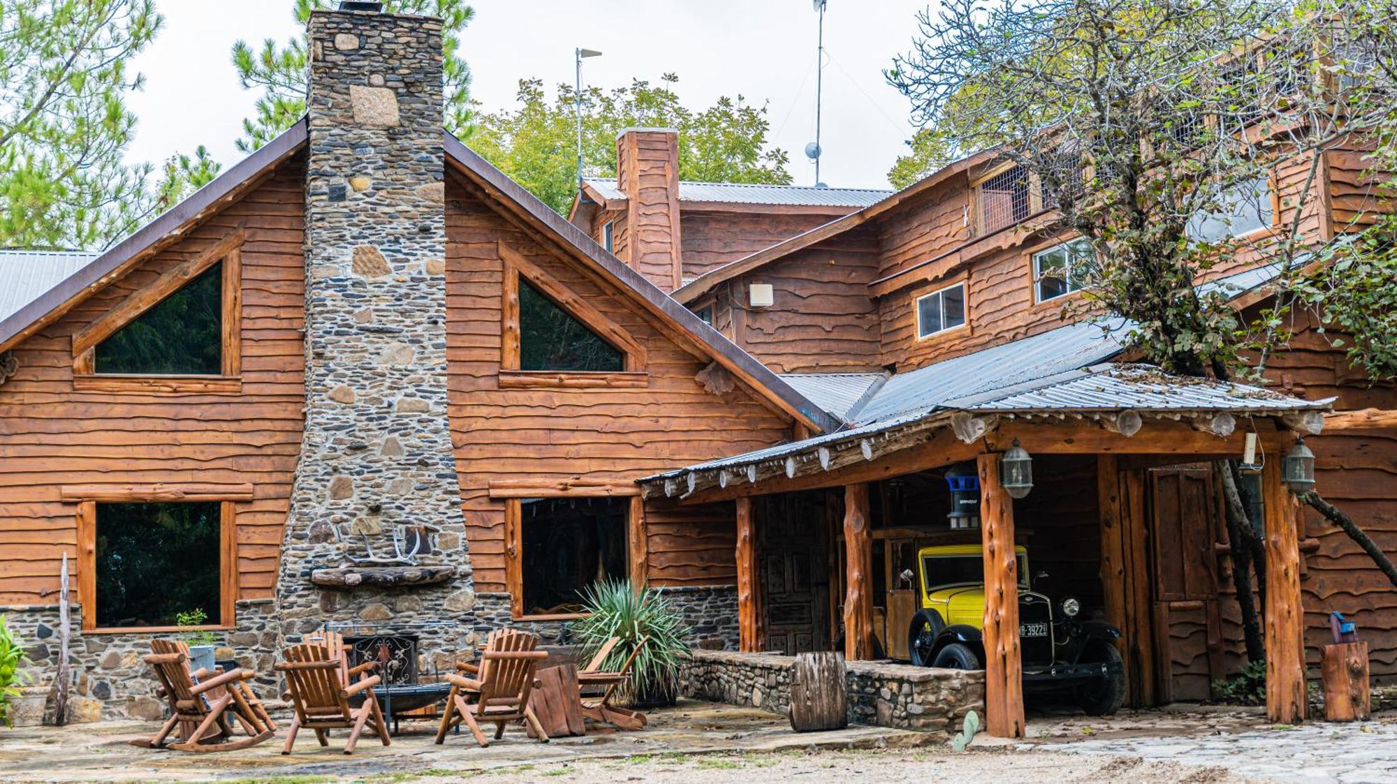 Moon River Ranch Satin Exterior photo